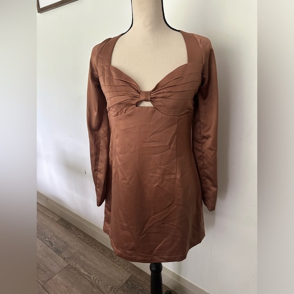 Dynamite NWT brown satin silk look mini bodycon dress size Medium - Picture 3 of 10